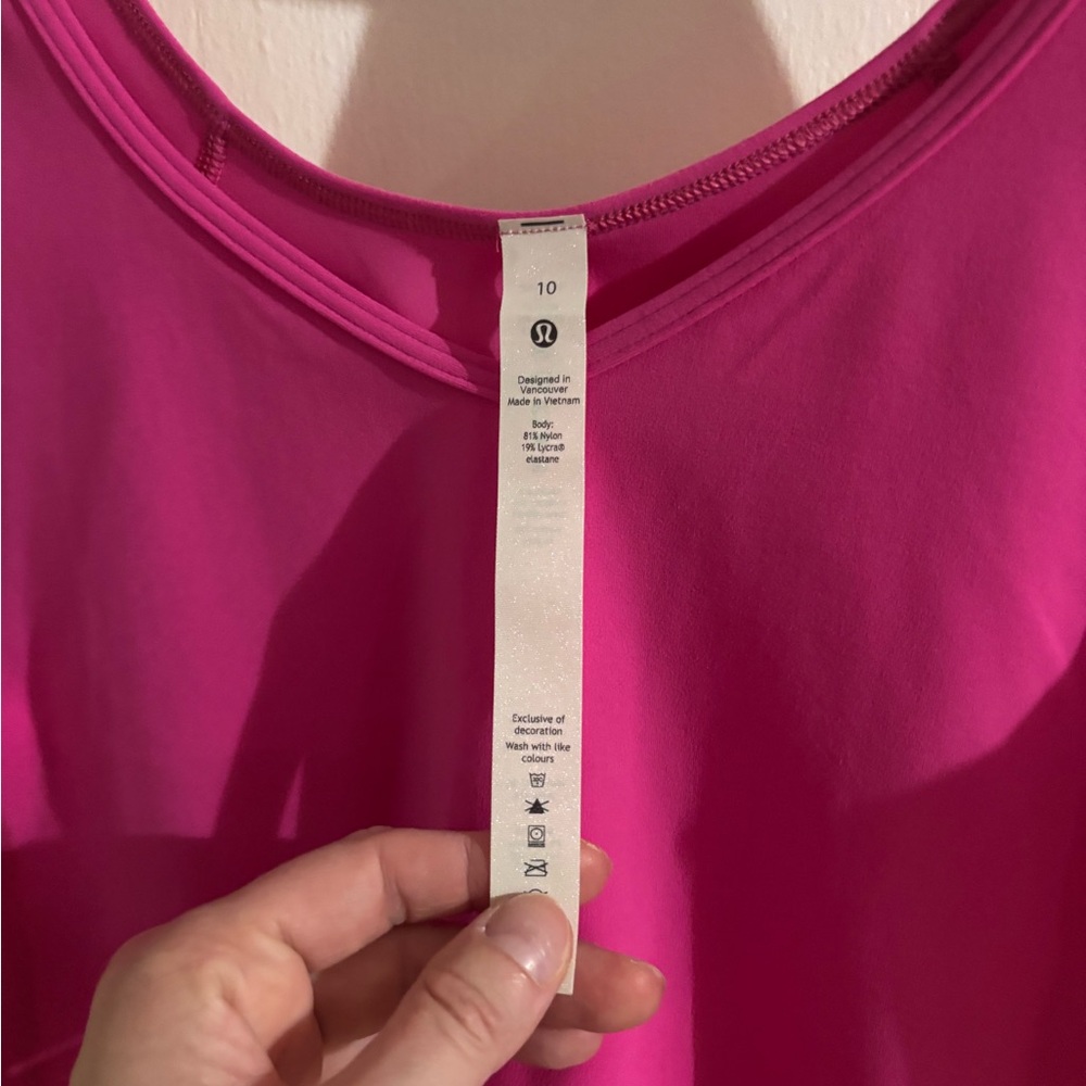 Lululemon Align Tee - Picture 4 of 5